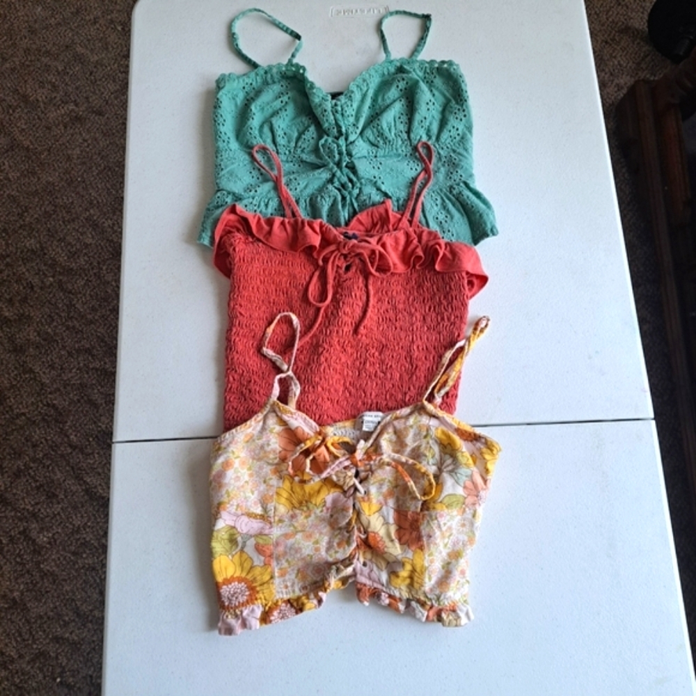 American Eagle Crop Cami Bundle